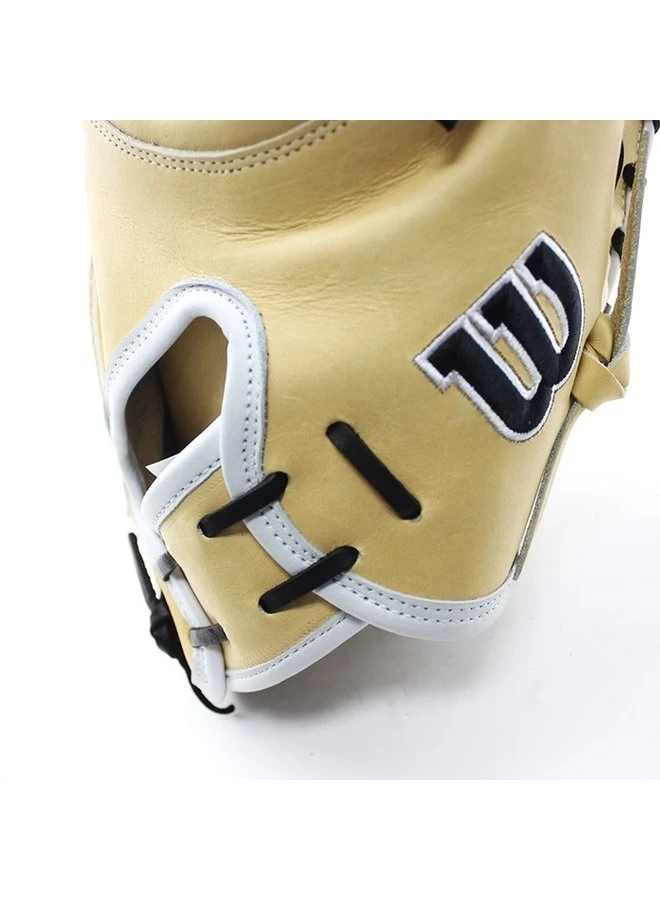 2021 WILSON A2000 CM33 CATCHER'S MITT 33" BLONDE/BLACK 6 2021 WILSON A2000 CM33 CATCHER'S MITT 33" BLONDE/BLACK - Image 4